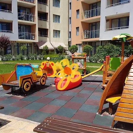Lägenhet Trakia Plaza Апартамент *