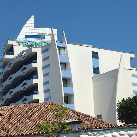 Trakia Plaza Апартамент * Slăntjev Brjag
